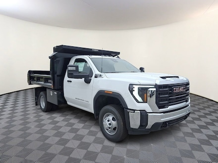 2025 GMC Sierra 3500 HD Chassis Cab Pro Truck