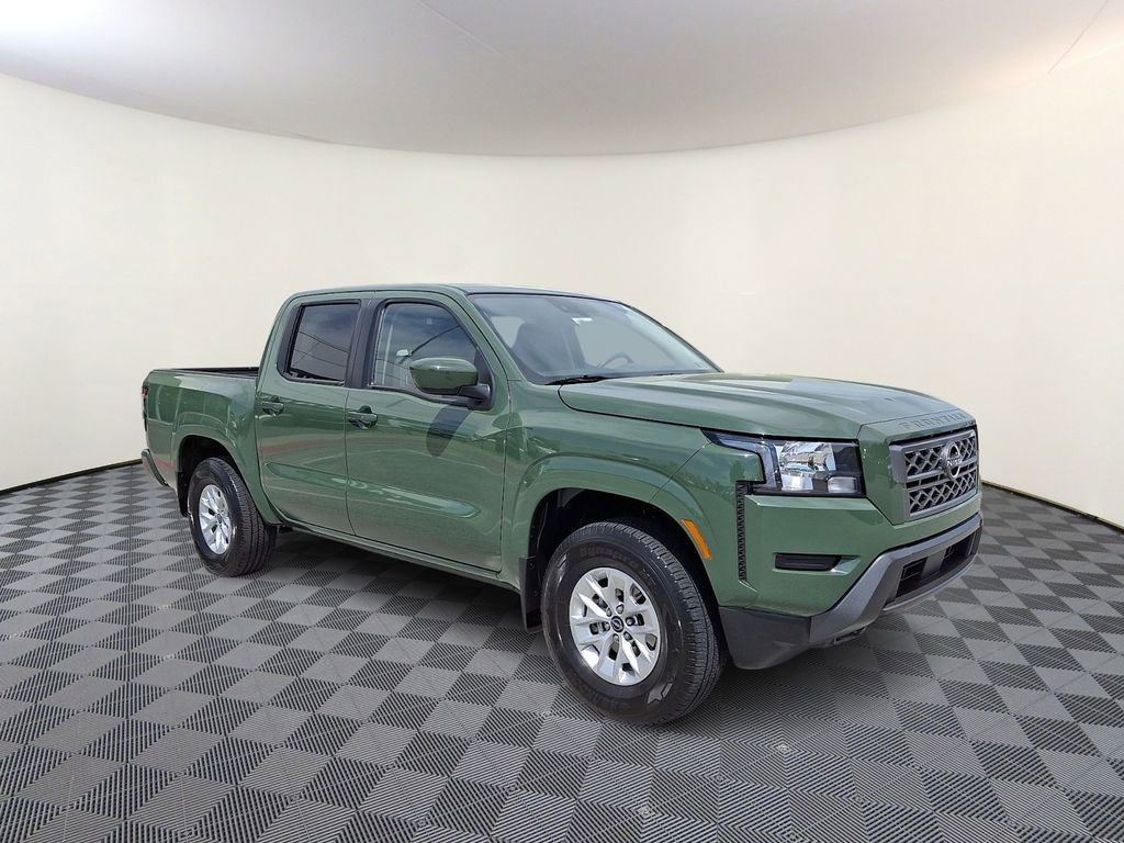 2024 Nissan Frontier SV Crew Cab 4X4 SWB's photo