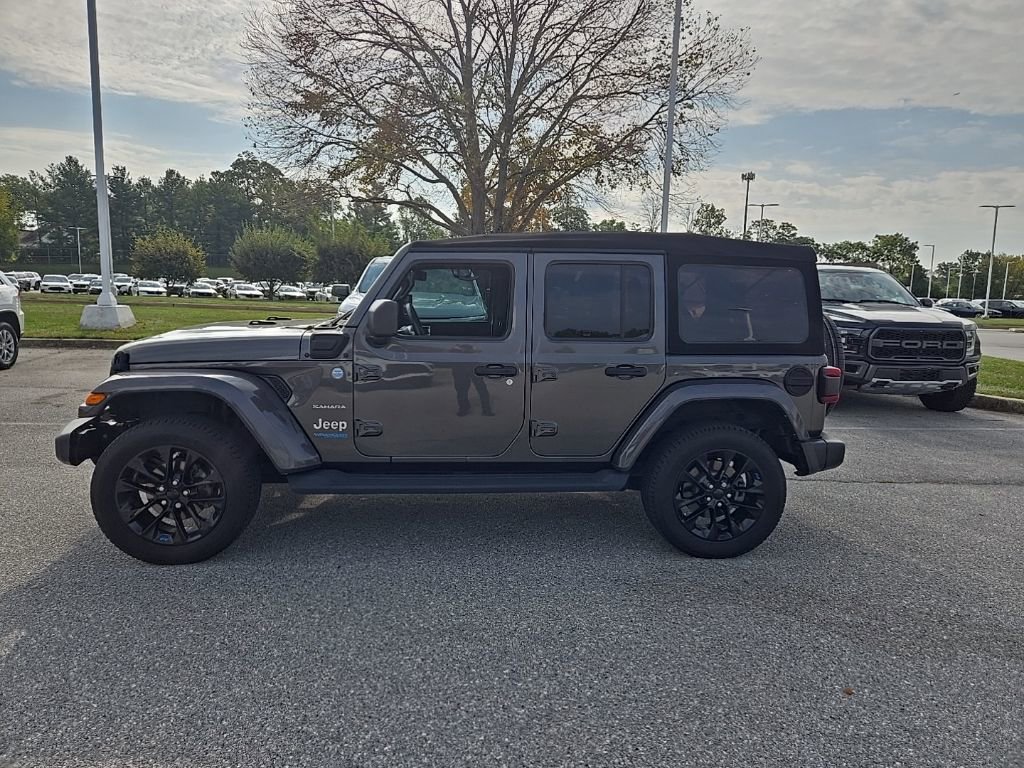 2022 Jeep Wrangler 4xe Unlimited Sahara photo 2