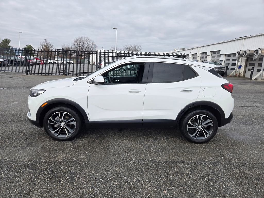Used 2022 Buick Encore GX Essence SUV