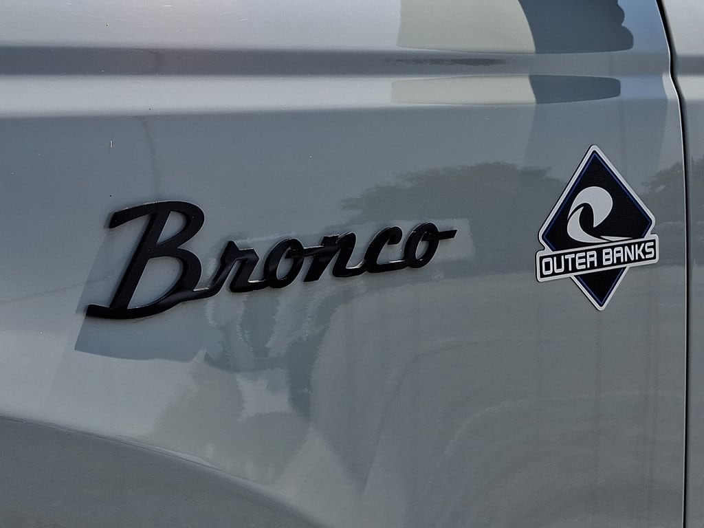 2024 Ford Bronco 4-Door Outer Banks - Photo 30