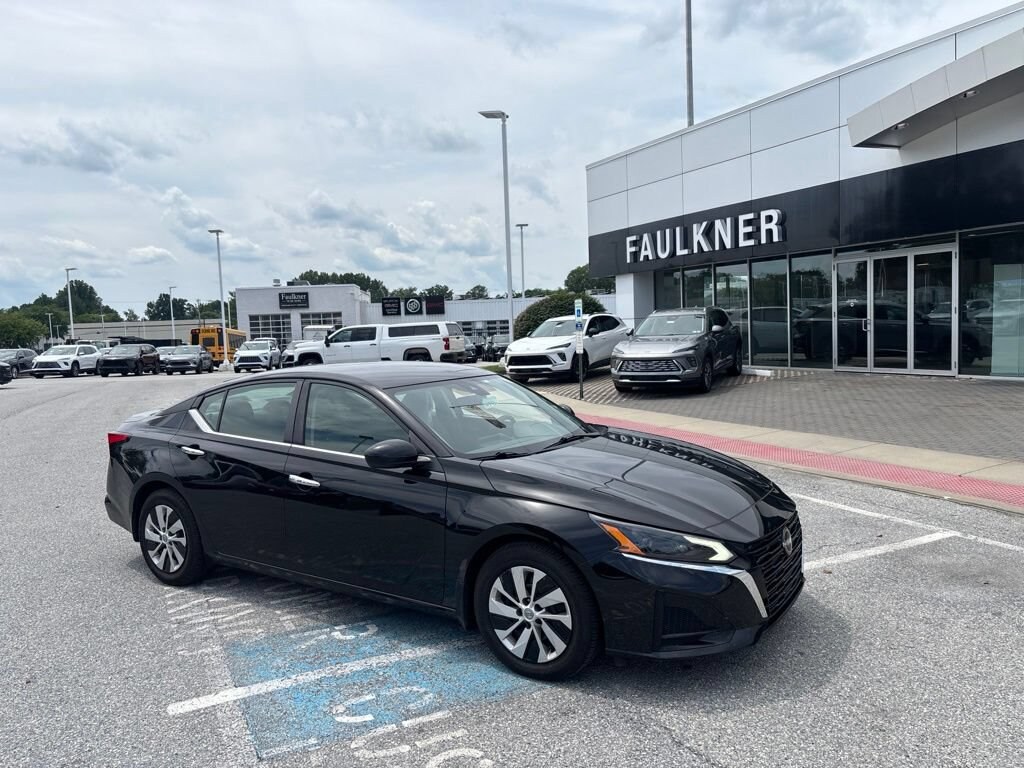 Used 2023 Nissan Altima 2.5 S