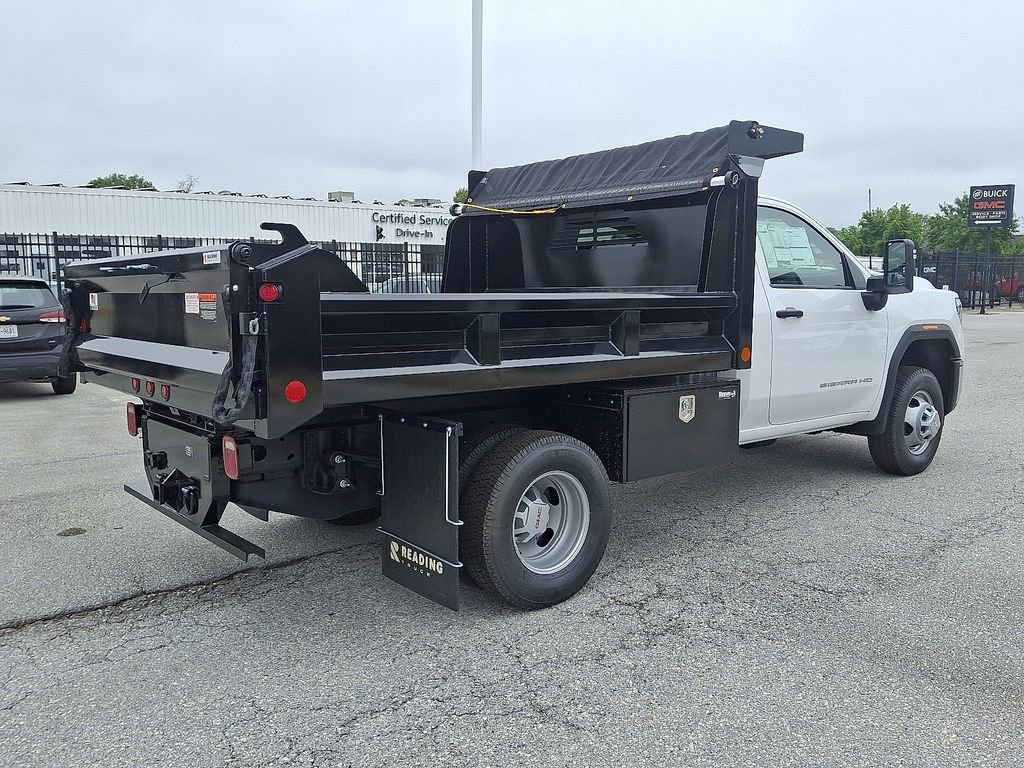 2025 Gmc Sierra 3500 HD Pro photo 3