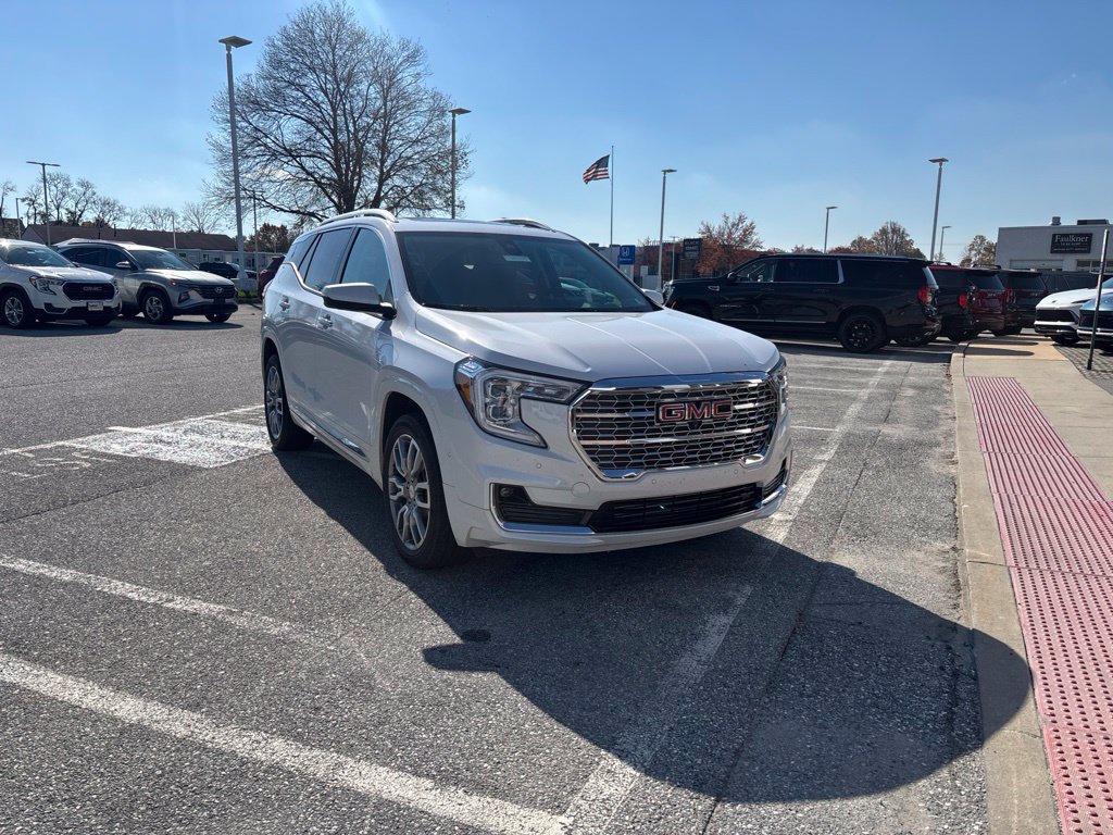 Used 2024 GMC Terrain Denali SUV