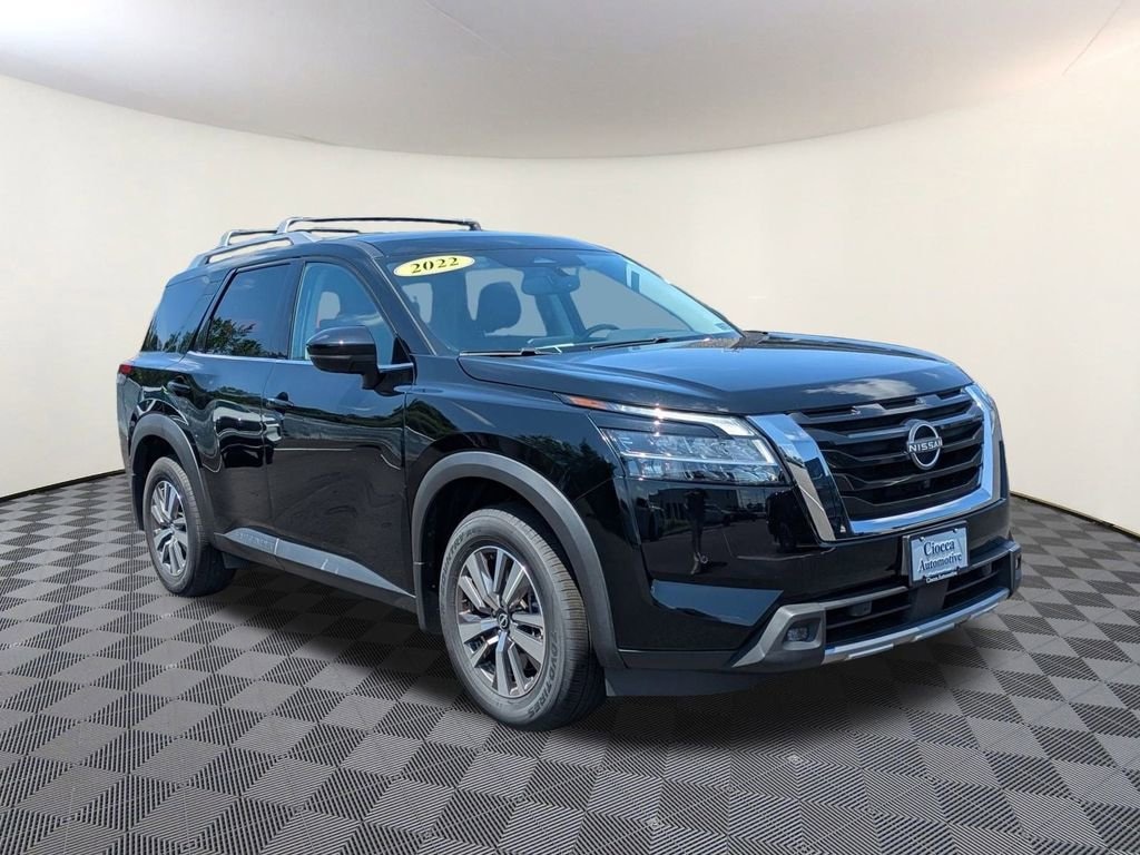 Used 2022 Nissan Pathfinder