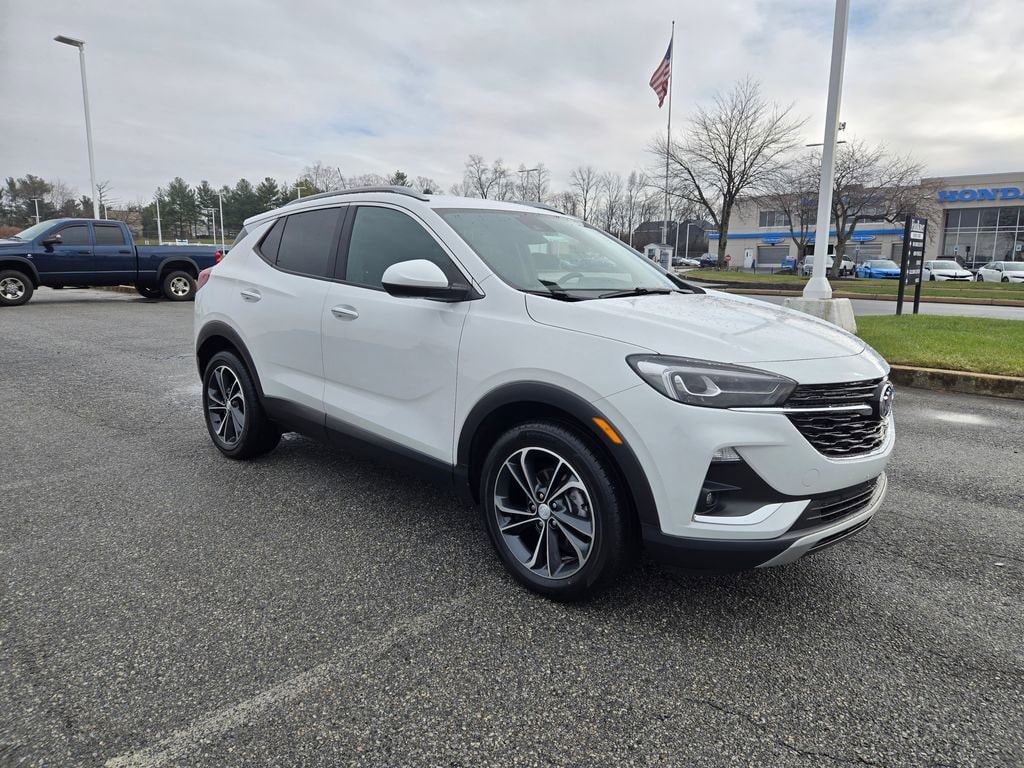 2022 Buick Encore GX Essence's photo