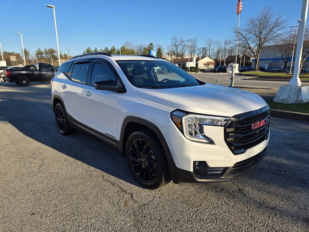 2023 GMC Terrain SLT