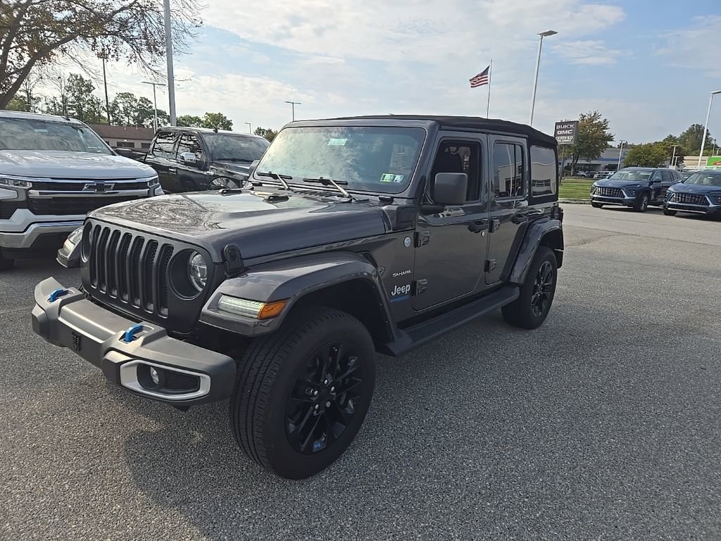 2022 Jeep Wrangler Unlimited Sahara 4xe photo 2
