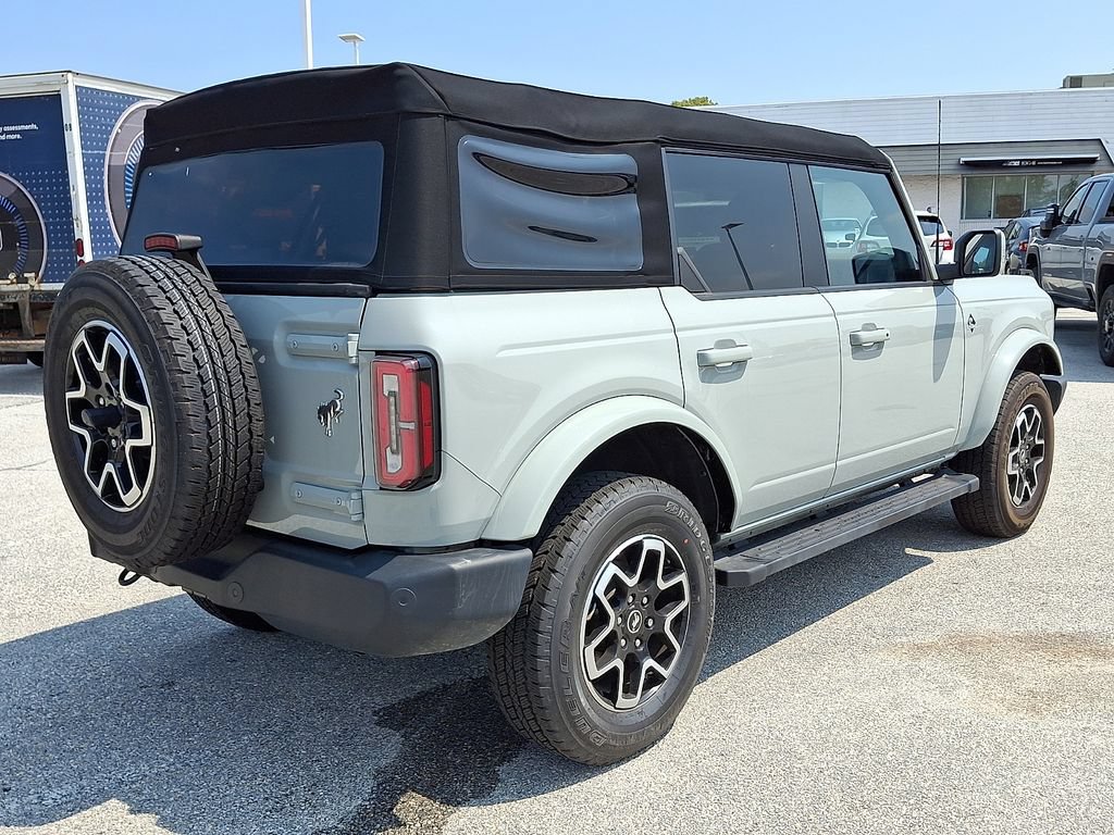 2024 Ford Bronco 4-Door Outer Banks - Photo 10