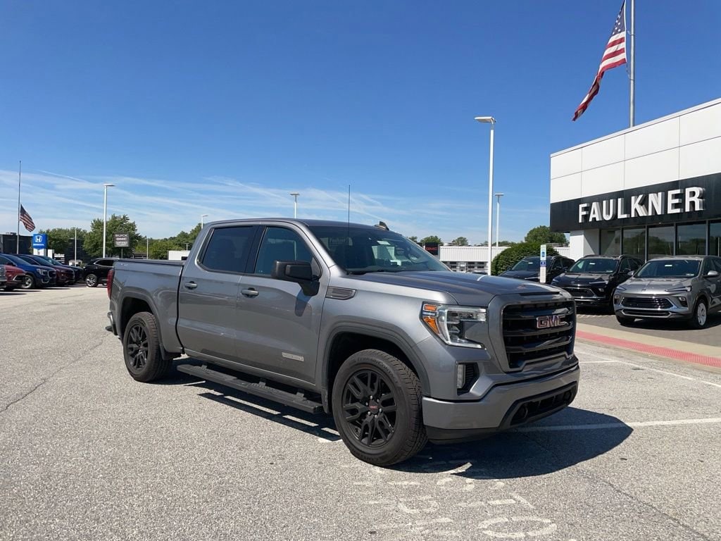 2022 GMC Sierra 4WD Crew Cab Short Box Elevation's photo