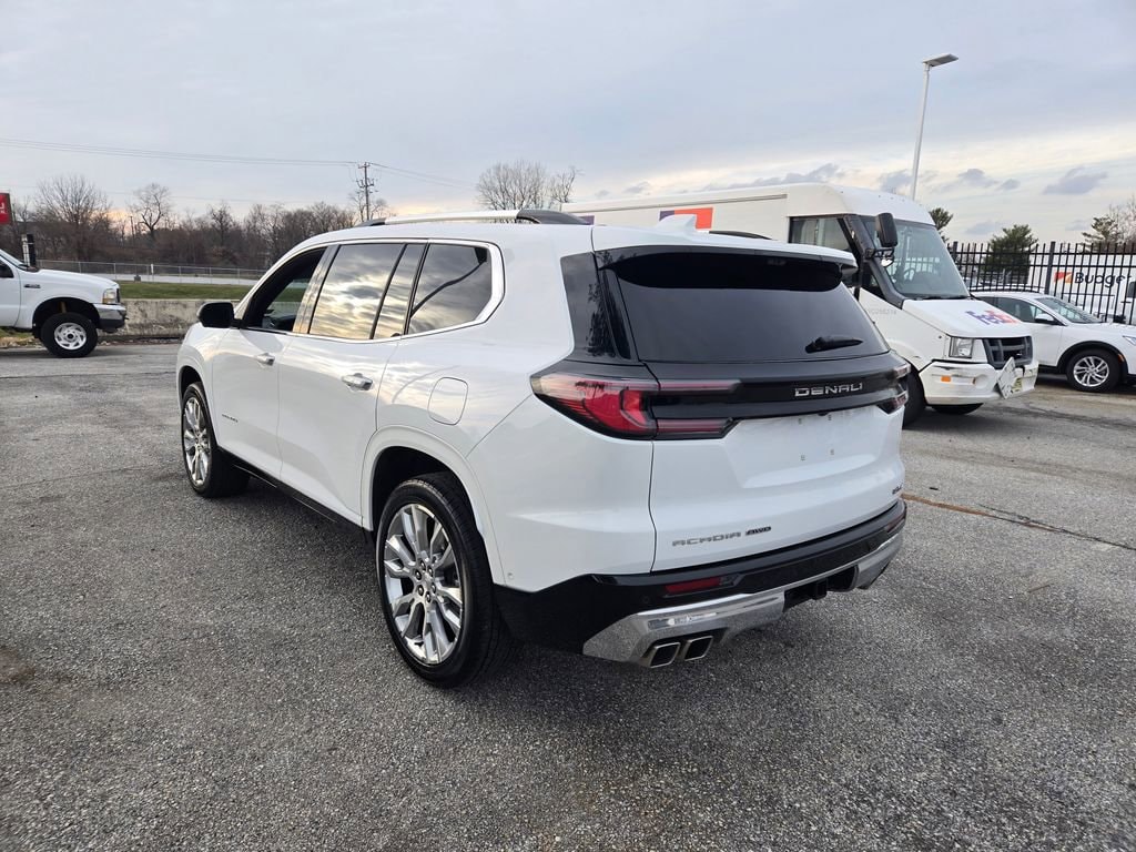 Used 2024 GMC Acadia Denali SUV