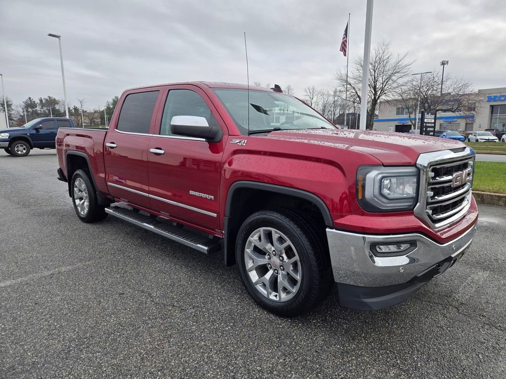 2018 GMC Sierra 1500 SLT's photo