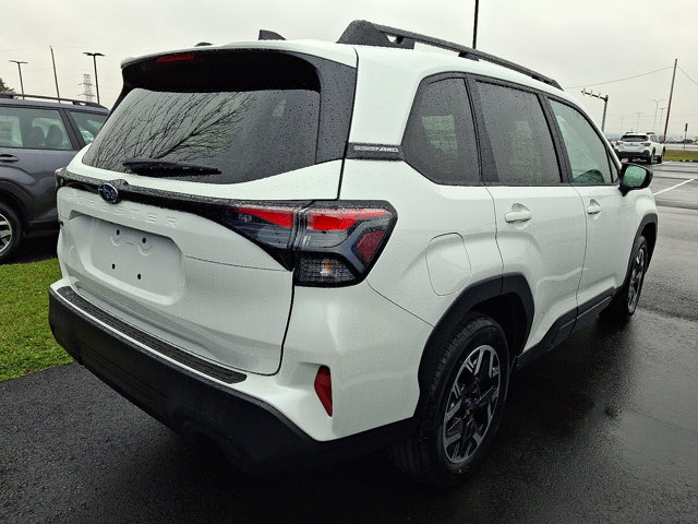 2026 Subaru Forester Premium photo 3