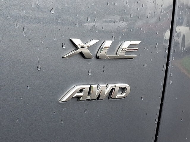 2024 Toyota Corolla Cross XLE - Photo 29