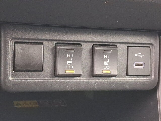 2024 Toyota Corolla Cross XLE - Photo 25