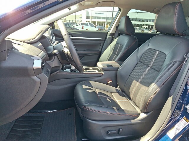 2024 Nissan Altima SR - Photo 15