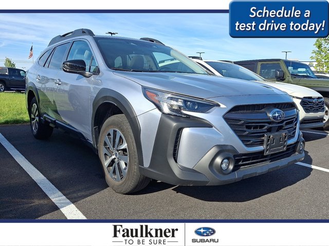 2023 Subaru Outback Premium's photo