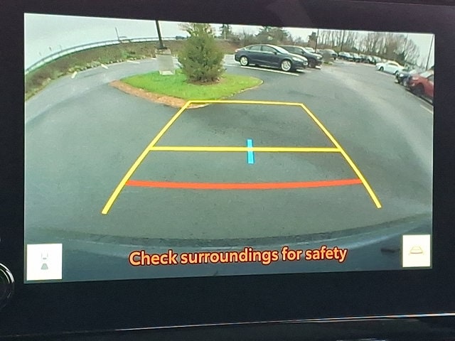 2024 Toyota Corolla Cross XLE - Photo 18