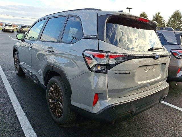 2025 Subaru Forester Sport photo 3