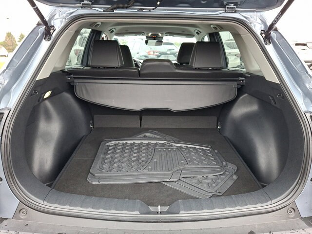 2024 Toyota Corolla Cross XLE - Photo 28