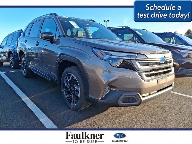 2025 Subaru Forester Limited's photo