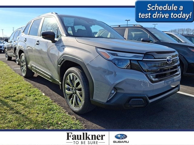 2025 Subaru Forester Touring's photo