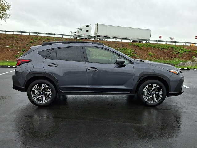 2025 Subaru Crosstrek Premium photo 4