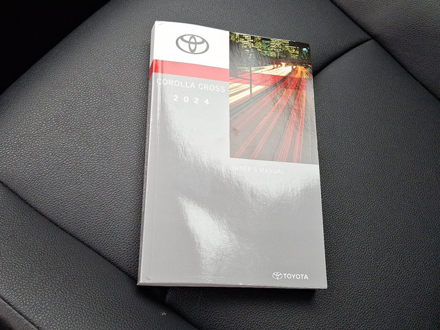 2024 Toyota Corolla Cross XLE - Photo 26