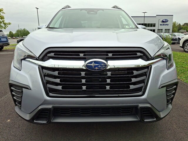 2025 Subaru Ascent Premium photo 2
