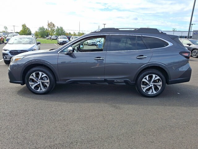 2022 Subaru Outback Touring XT photo 3