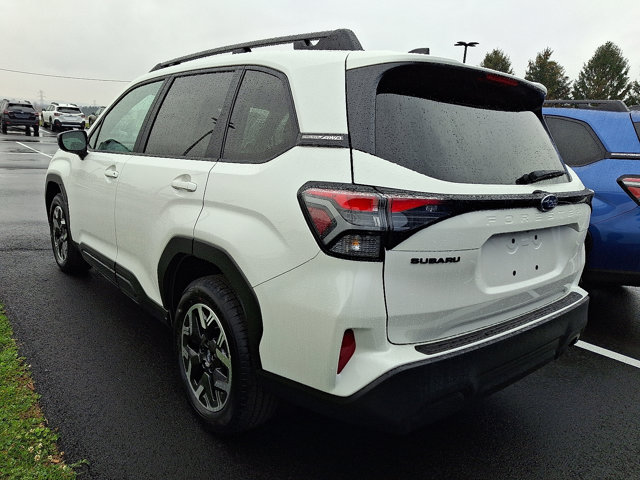 2026 Subaru Forester Premium photo 2