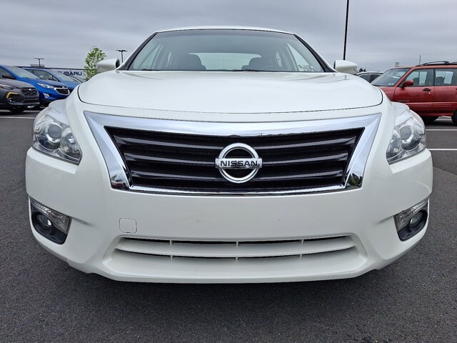 Used 2015 Nissan Altima SL with VIN 1N4AL3AP8FC120179 for sale in Easton, PA