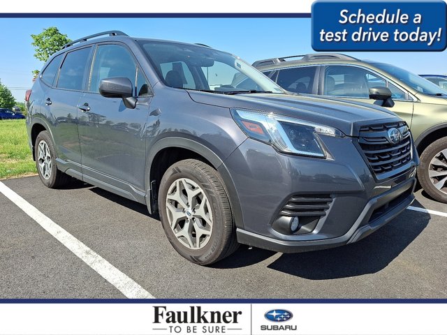 2023 Subaru Forester Premium's photo
