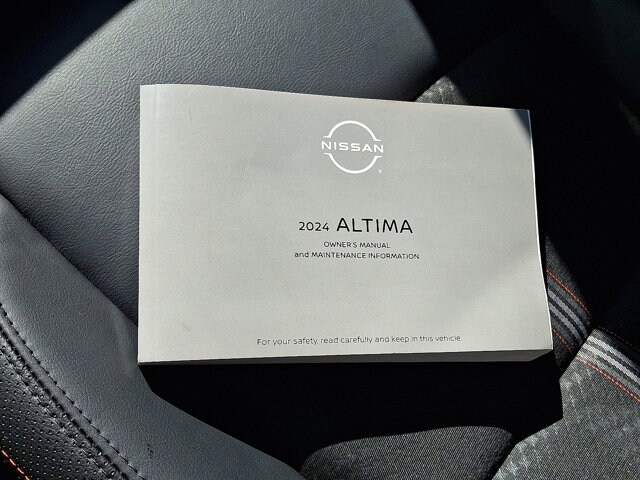 2024 Nissan Altima SR - Photo 26