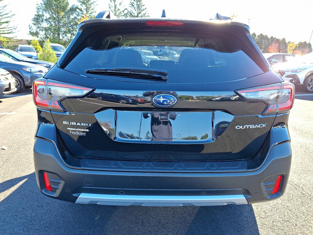 2022 Subaru Outback Limited photo 4