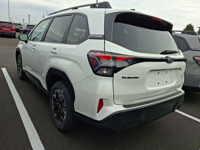 2026 Subaru Forester Premium Base photo 2