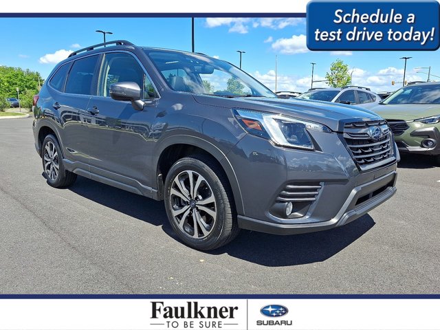 2023 Subaru Forester Limited's photo