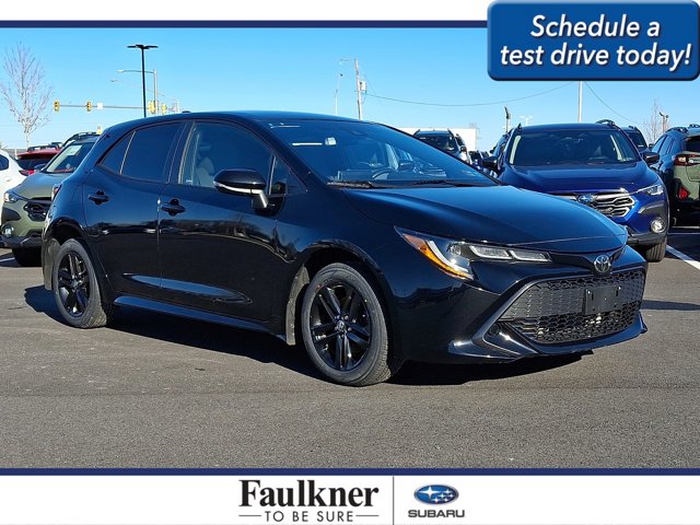 2022 Toyota Corolla Hatchback SE's photo