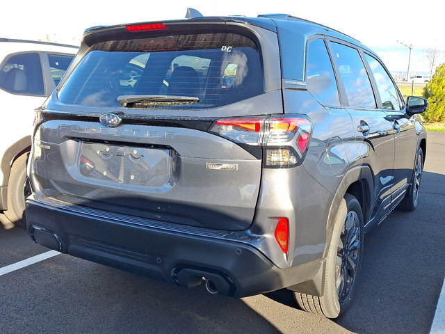 2025 Subaru Forester Touring photo 4