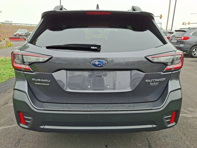 2020 Subaru Outback Premium photo 3
