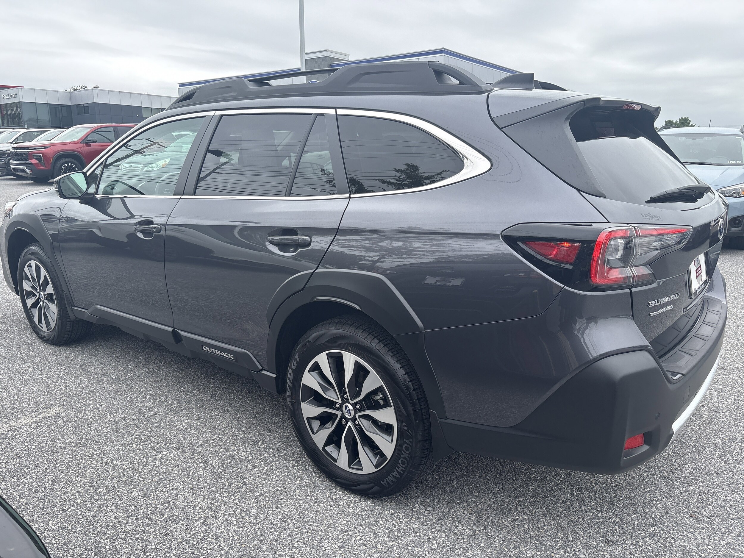 2025 Subaru Outback Limited photo 3