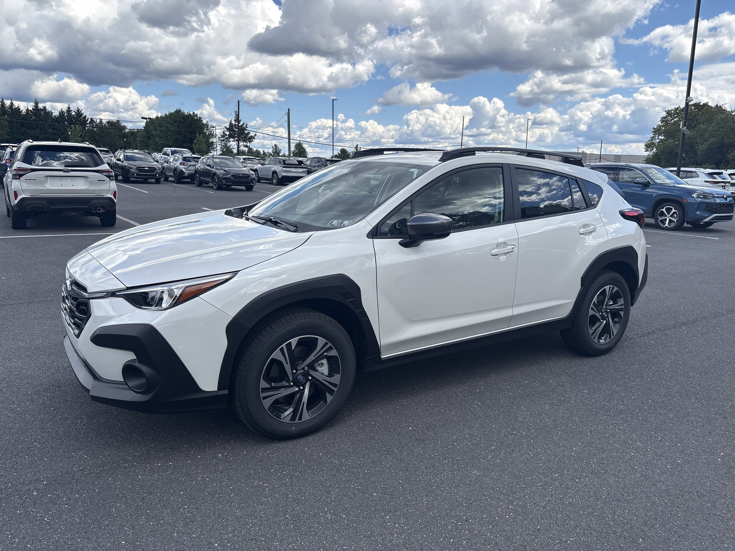 2025 Subaru Crosstrek Premium photo 2