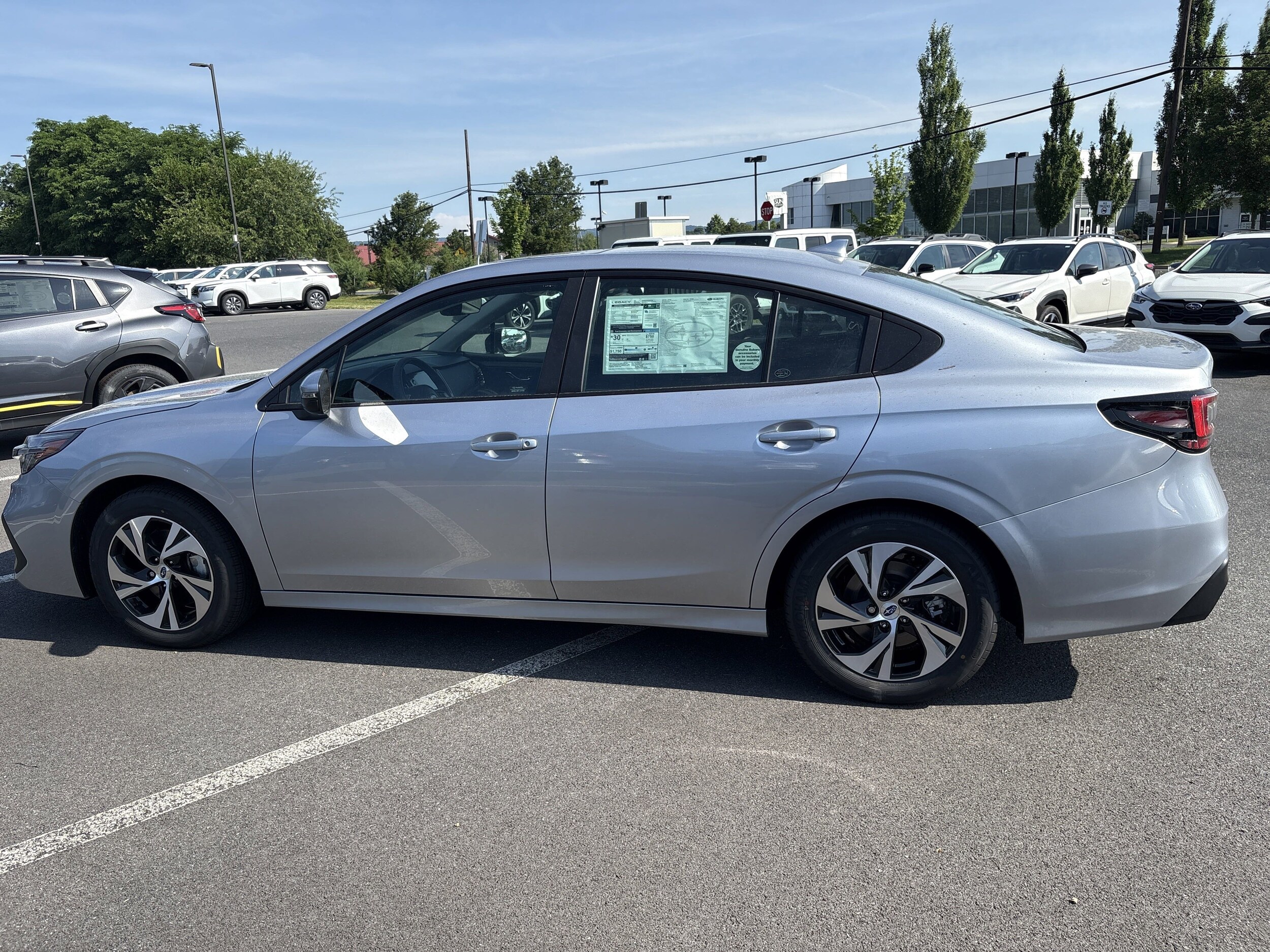 2025 Subaru Legacy Premium photo 4