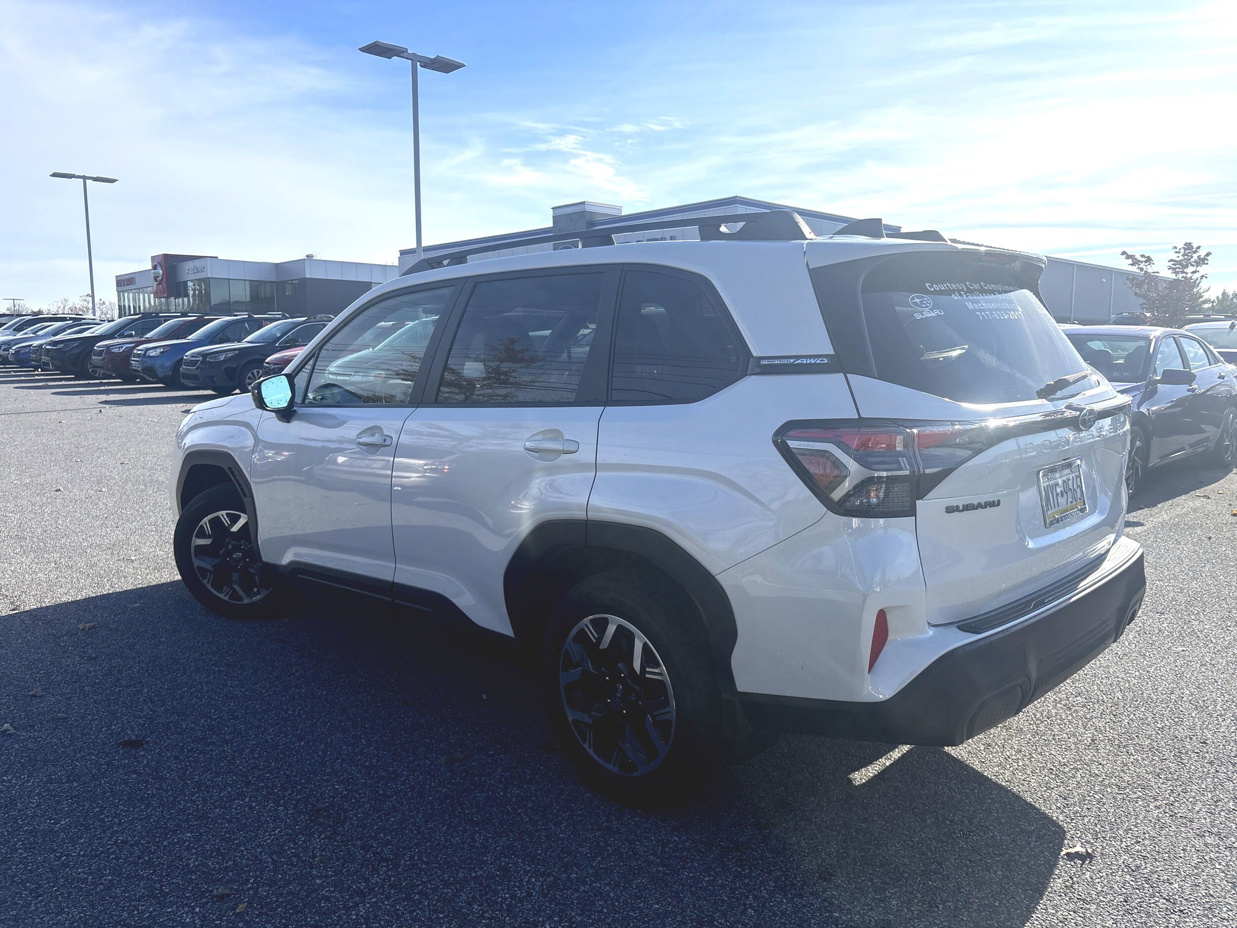 2025 Subaru Forester Premium photo 2