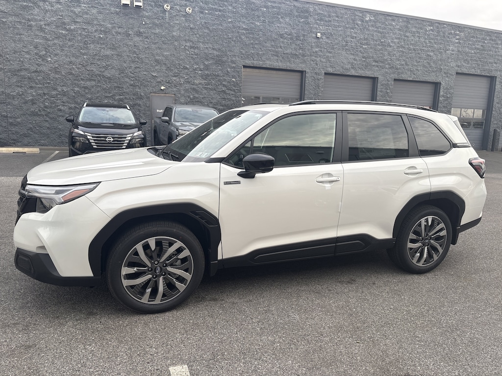 New 2025 Subaru Forester Hybrid Touring SUV