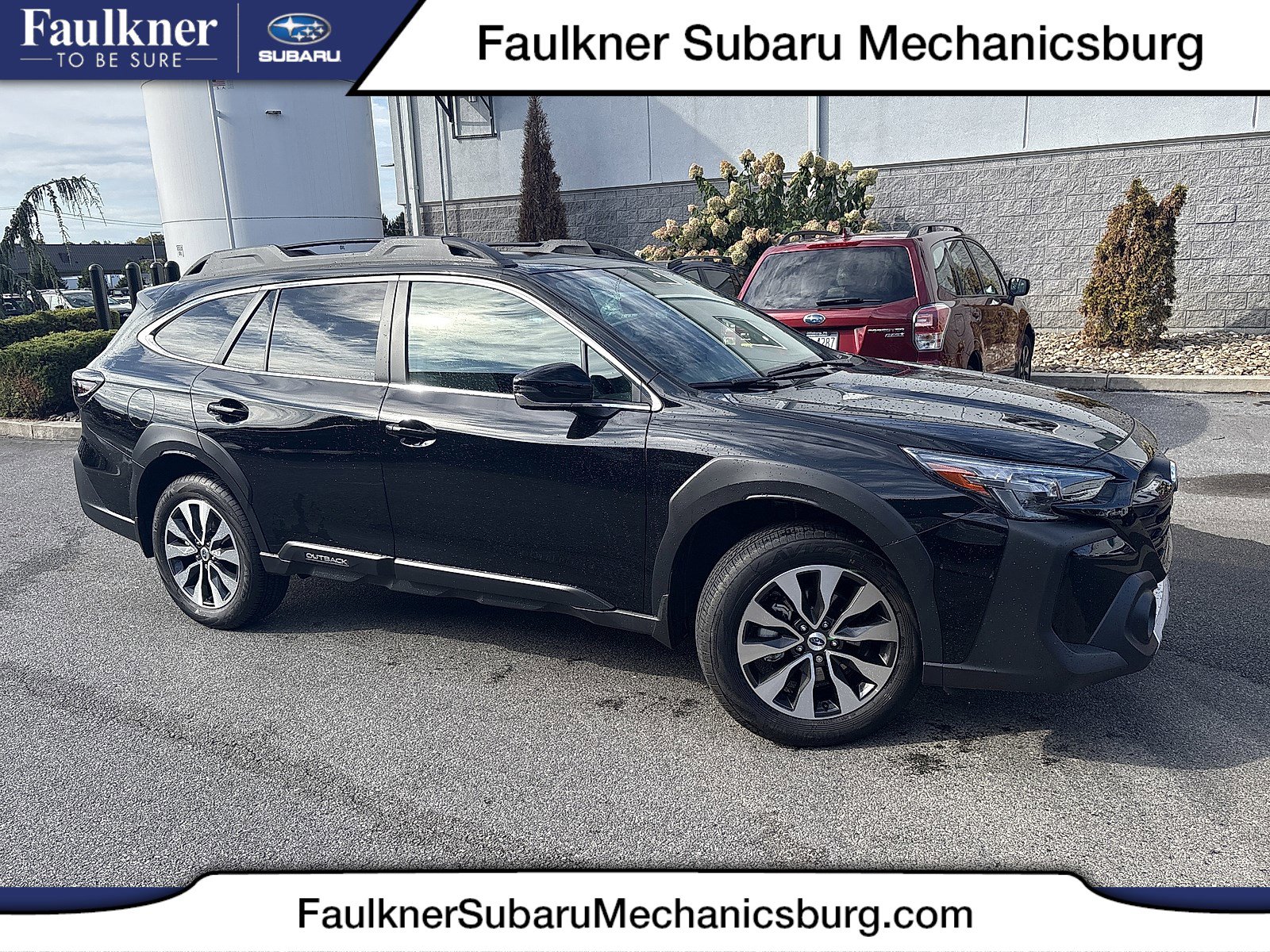 2025 Subaru Outback Limited's photo