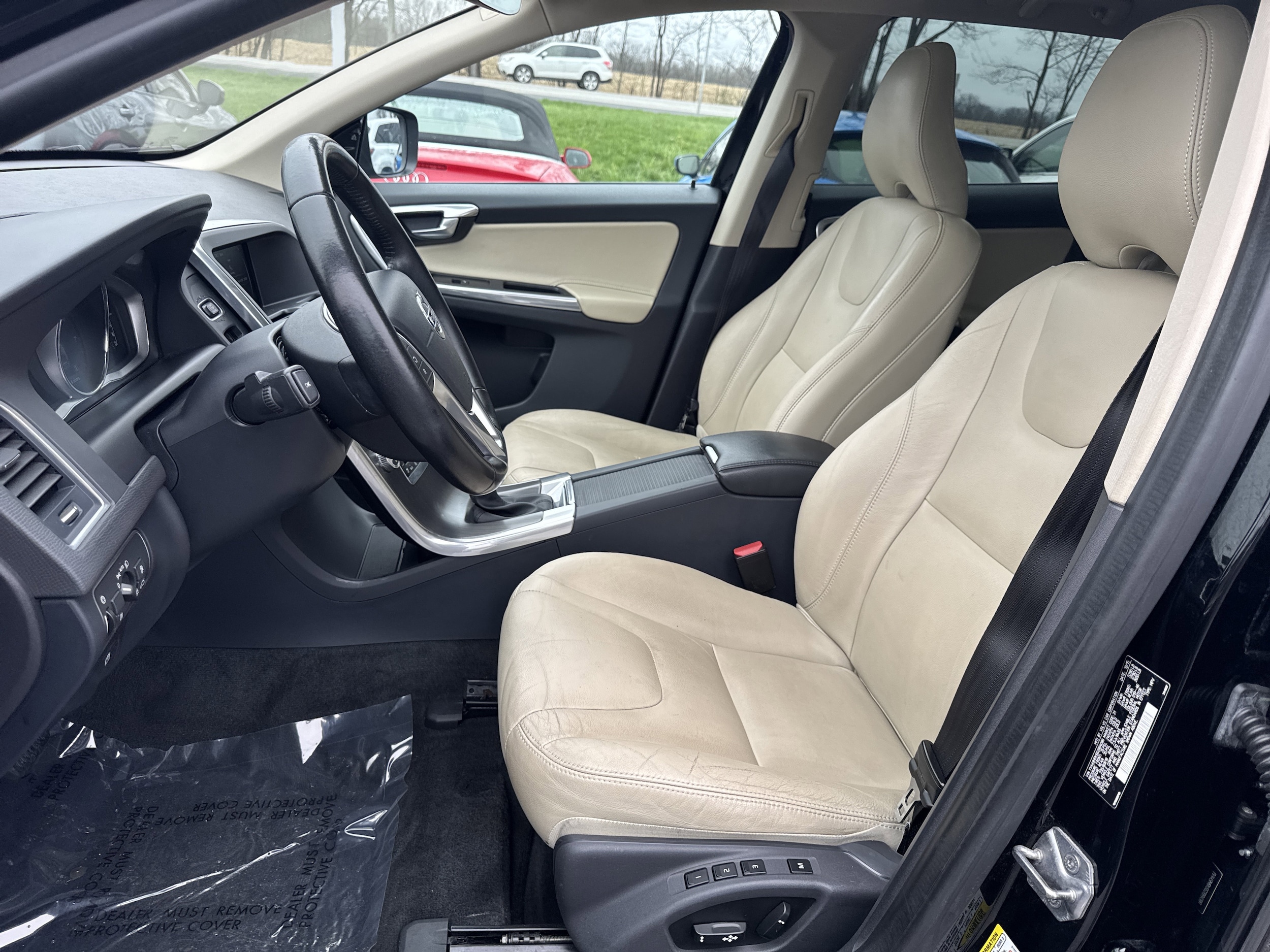 Used 2016 Volvo XC60 T6 with VIN YV449MRK6G2884086 for sale in Mechanicsburg, PA