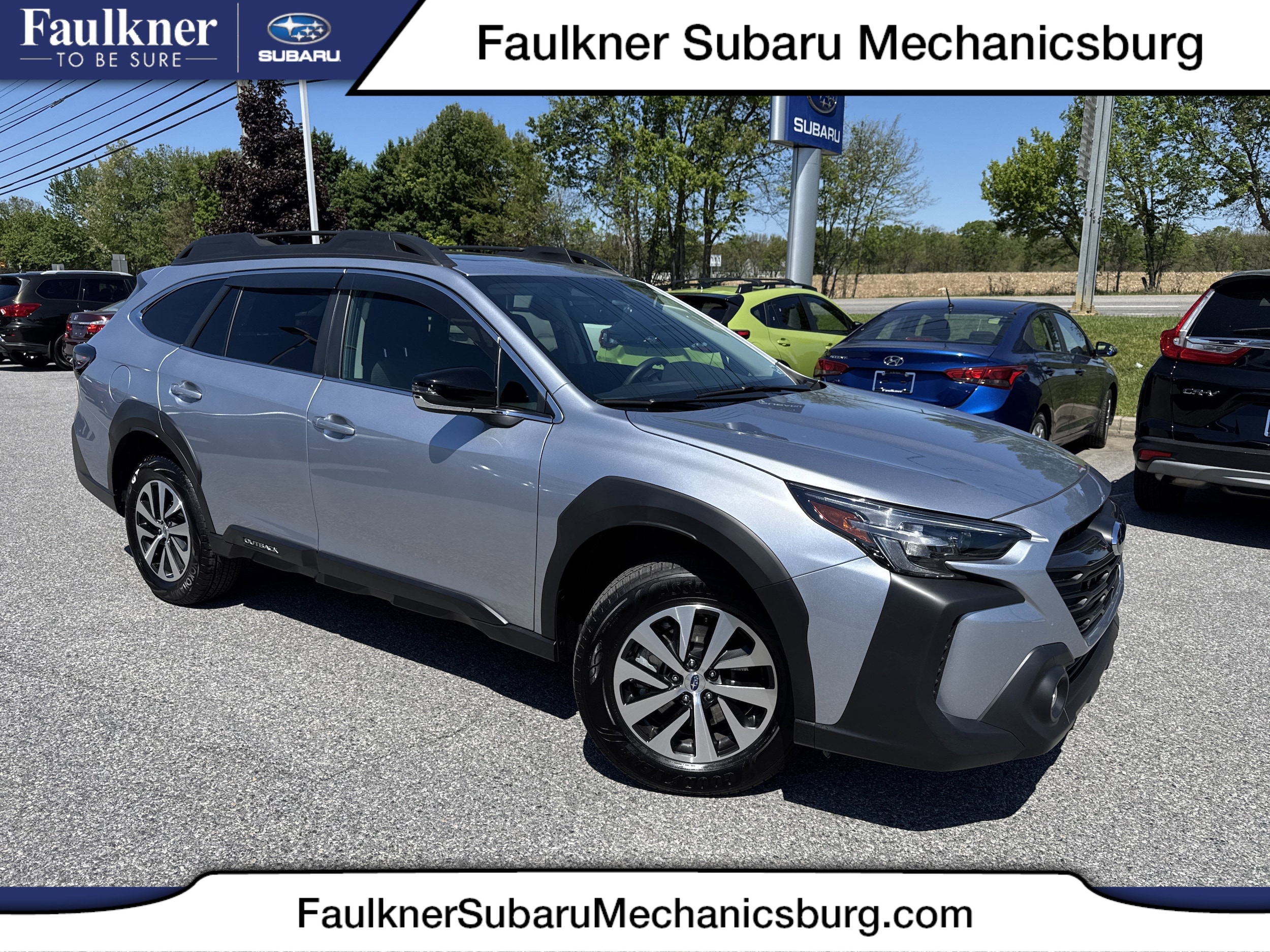2025 Subaru Outback Premium's photo