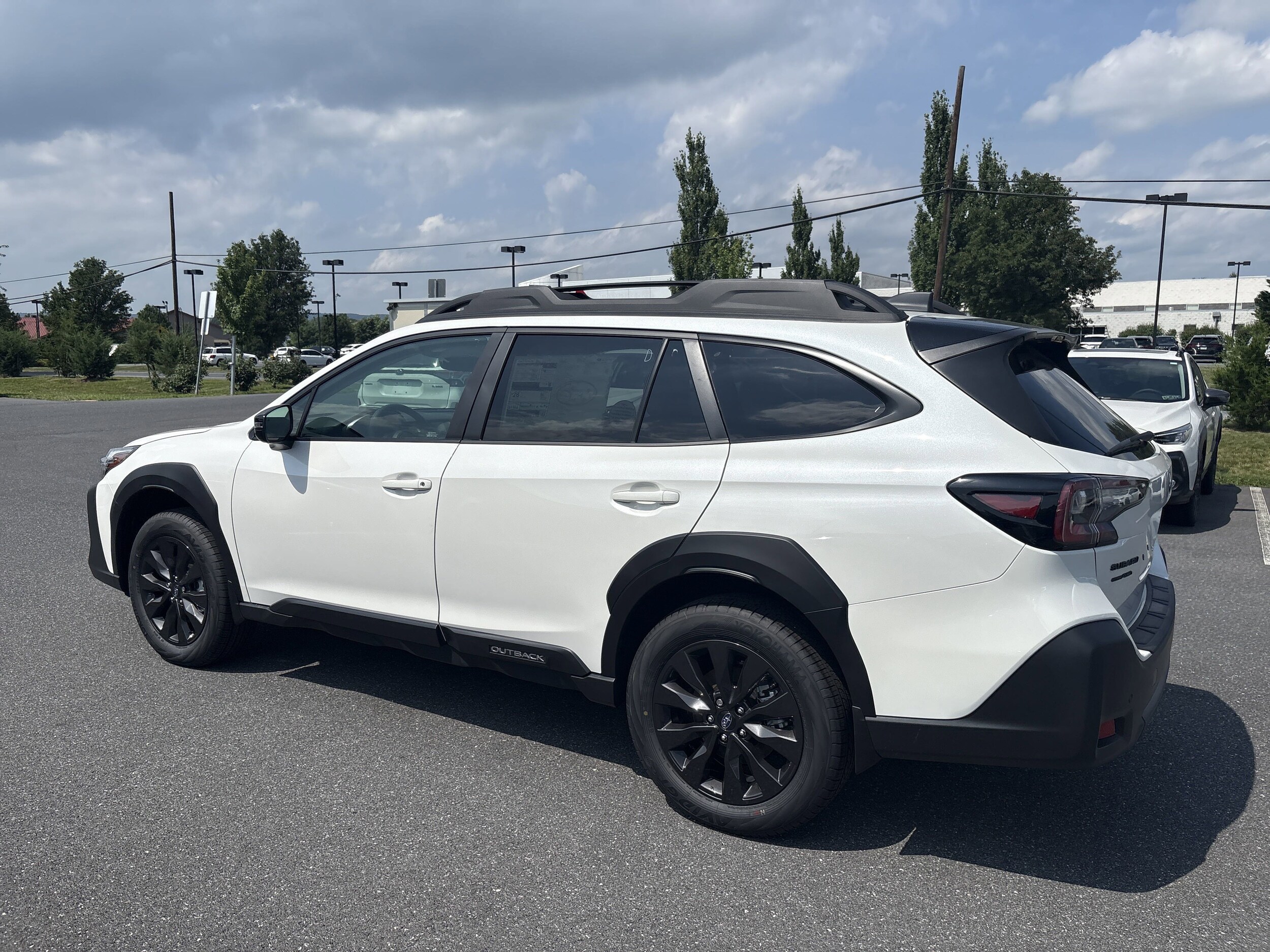 2025 Subaru Outback Onyx Edition photo 4