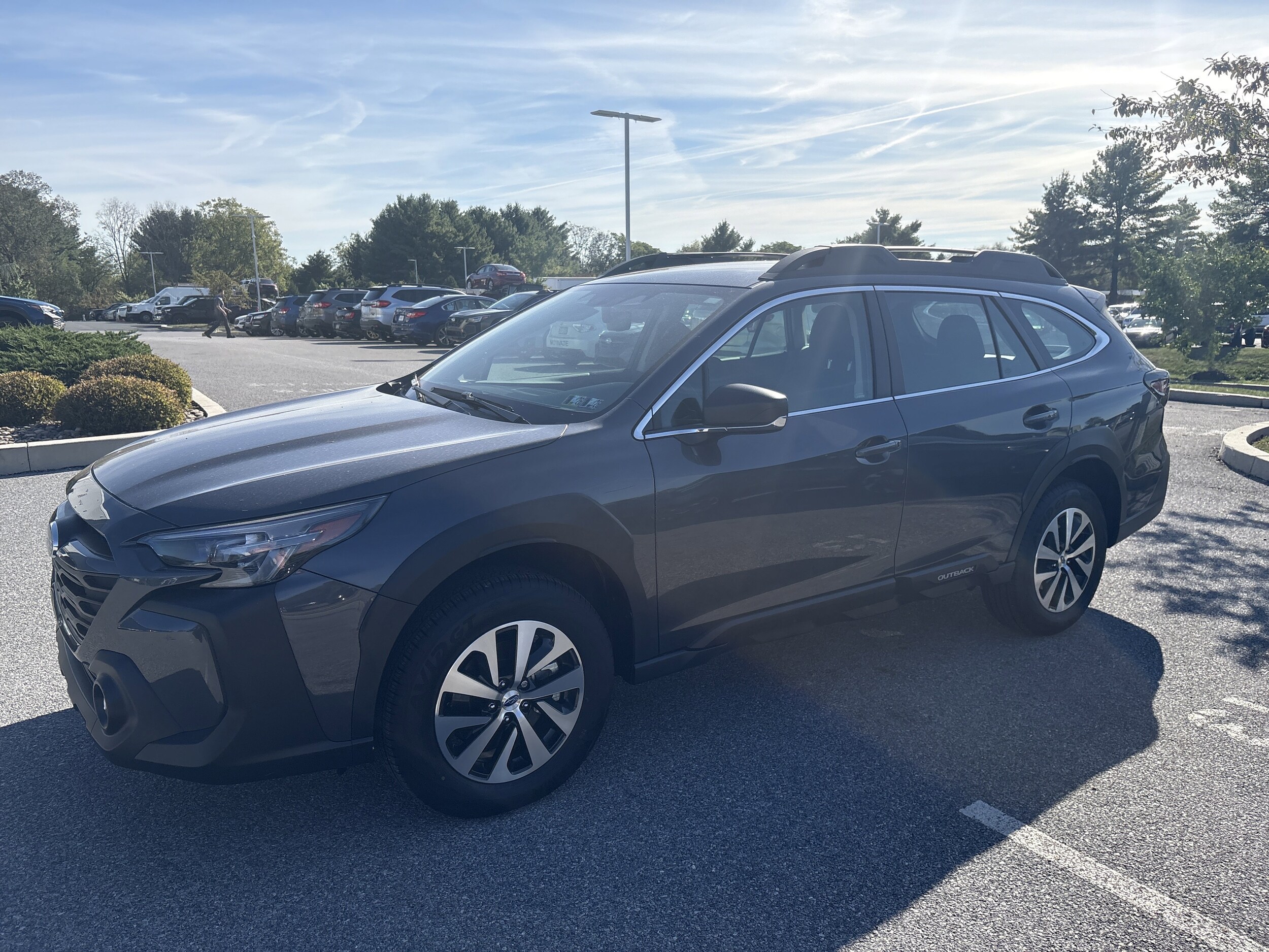 2025 Subaru Outback 2.5i photo 3